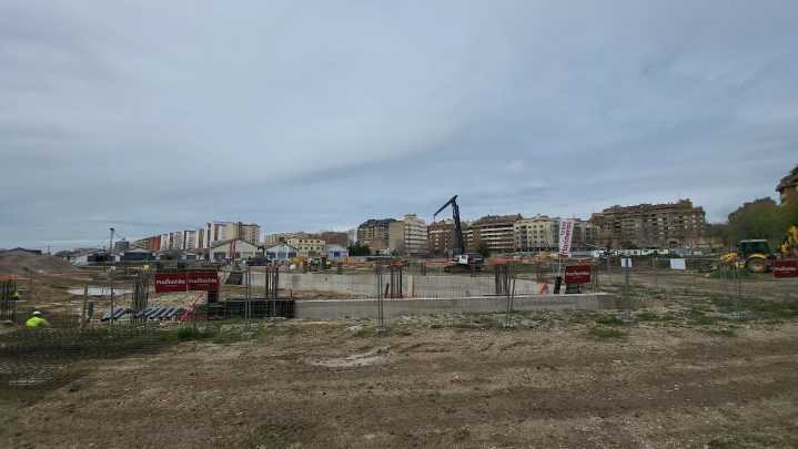 Tensión en el pleno por la modificación de la cesión de una parcela de Harineras al Gobierno de Aragón