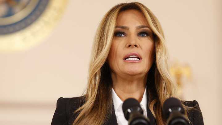 Melania Trump's Underwhelming Halloween Decor Is More Proof She's Over It