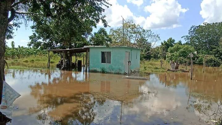 Habitantes de El Barco, al norte de Veracruz, solicitan ayuda urgente: no tienen alimentos y están incomunicados