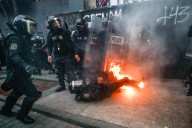 Policías agredidos en marcha del 2 de Octubre serán compensados con bono: Clara Brugada
