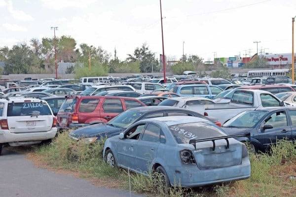 Sacan a remate mil 178 vehículos
