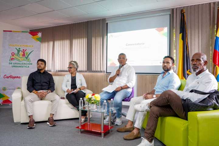 Cartagena formula la primera Política de Legalización Urbanística en Colombia