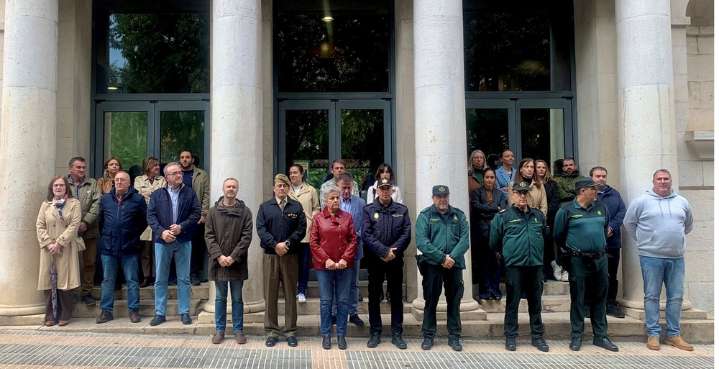 Cuenca guarda un minuto de silencio por el asesinato de Ainhoa