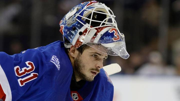 Rangers shut out at home for third straight game to start season