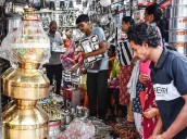 Trade on Dhanteras expected to cross Rs 1 lakh crore with massive buying: CAIT Photo Source; ANI [ FULL VIEW ]