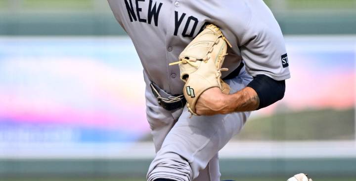 Yankees news: Dealing in the desert