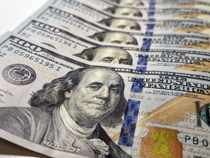 💸 El dólar vuelve a tensarse: incertidumbre electoral y señales desde EE.UU. agitan al mercado