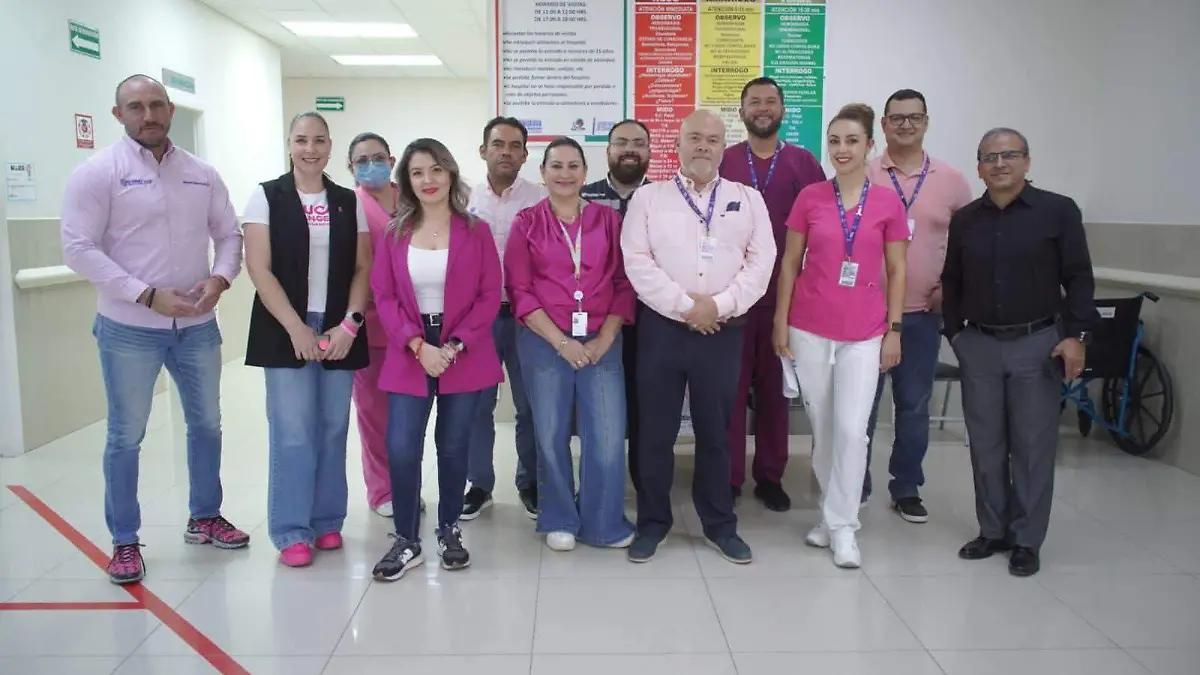 Personal de hospitales y centros de salud se viste de rosa por el Día Mundial de la Lucha contra el Cáncer de mama