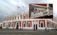 Hinchas de Alianza Lima realizan pintas en la Municipalidad de Trujillo y locales aledaños
