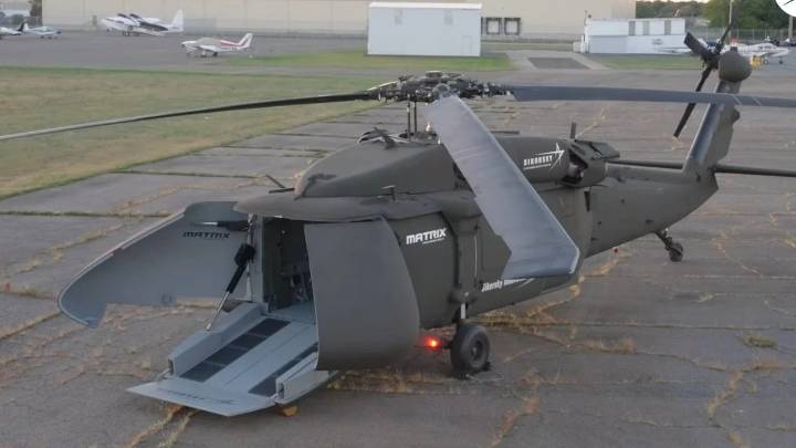 El famoso helicóptero Black Hawk ahora tendrá una nueva vida: lo han convertido en un dron gigante