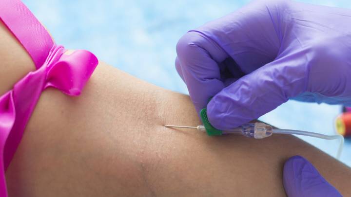 Should paramedics draw DUI blood draws on scene at police request?
