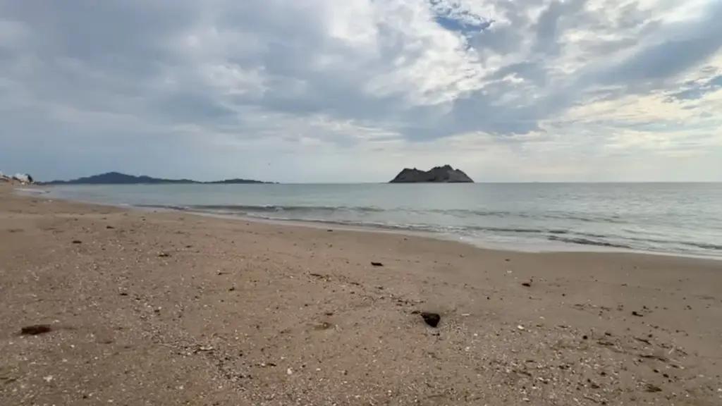 Cierran Playa de Bahía de Kino por Tormenta Tropical Priscila en Sonora