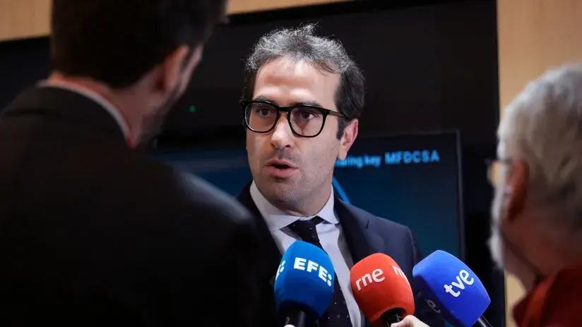España resta importancia a amenazas de Donald Trump y recuerda que diálogo comercial es con la Unión Europea
