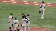 Yankees regresan a casa al borde de la eliminación tras dos derrotas consecutivas en Toronto