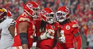 Chiefs game report | Mahomes overcomes slow start, defense dominates Commanders