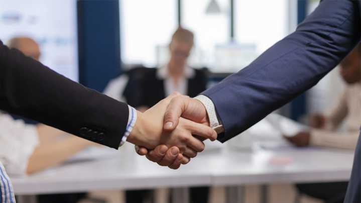 Desempleo en Colombia bajó a 8,2 %