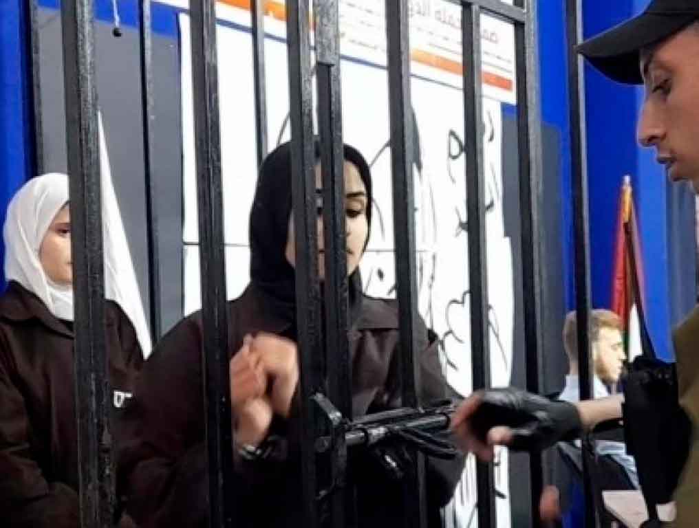 Israel mantiene en prisión a 49 mujeres palestinas