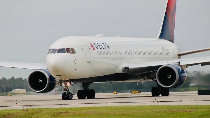 Cockpit recorders of Delta jets that collided on LaGuardia taxiway are being analyzed