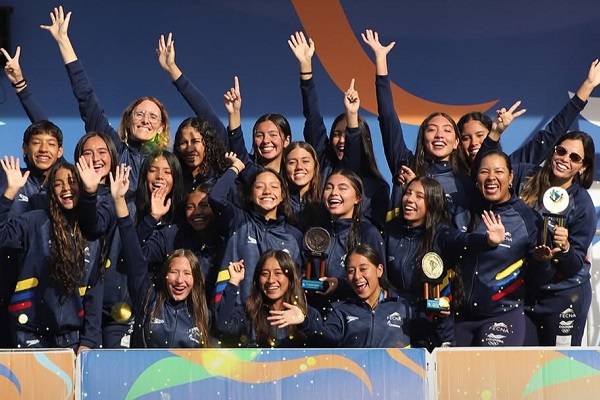 Colombia, campeón juvenil en natación artística del Sudamericano de Deportes Acuáticos