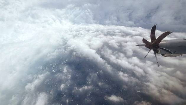 ‘Hurricane Hunters’ who flew into eye of Melissa had to turn back due to turbulence, NOAA says