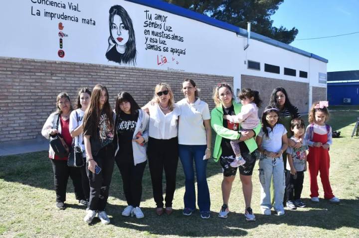 Nueve meses sin Lía: Un mural conmovedor recuerda a la joven antes del inicio del juicio