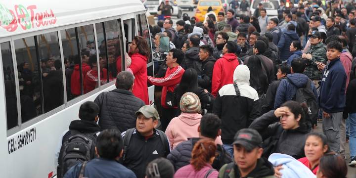 “No vamos a salir”: Gremio de transportistas anuncia nuevo paro para mañana lunes 6 de octubre