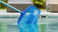 Empresa sanjuanina busca vendedor de piscinas con experiencia