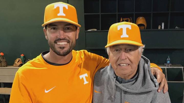 Tony Vitello's dad, Greg proud of him for taking on new coaching challenge with the San Francisco Giants