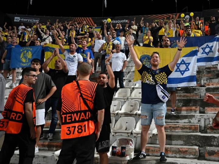 UK police face pressure to reverse Israeli soccer fan ban
