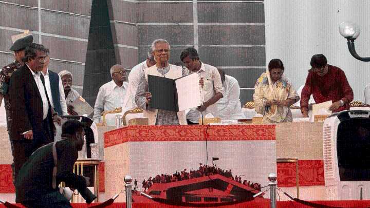 Clashes follow signing of July charter in Bangladesh, student
