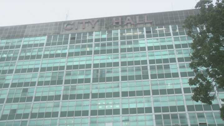 Gov. Landry urges lawmakers to block New Orleans’ cash lifeline amid deepening fiscal crisis