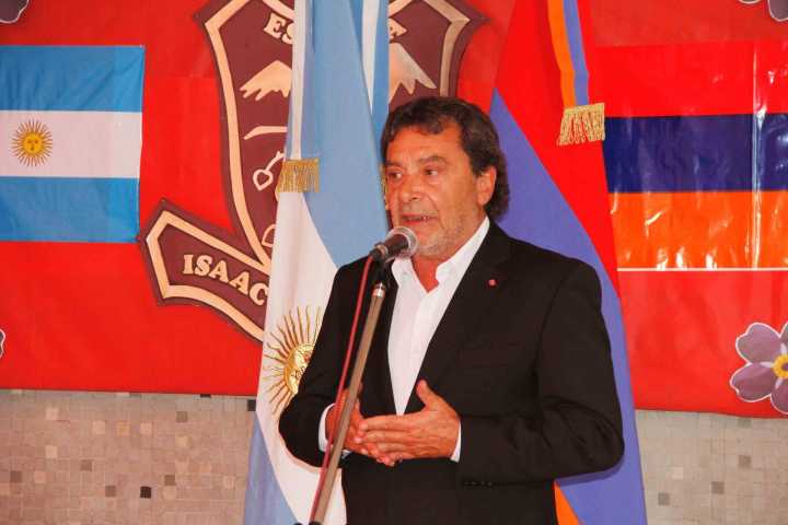 Falleció Gustavo Mola, legislador de la Ciudad que acompañó la Causa Armenia