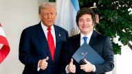“Si pierde, no vamos a ser tan generosos con Argentina”: Trump refuerza su respaldo electoral a Milei durante su encuentro en la Casa Blanca