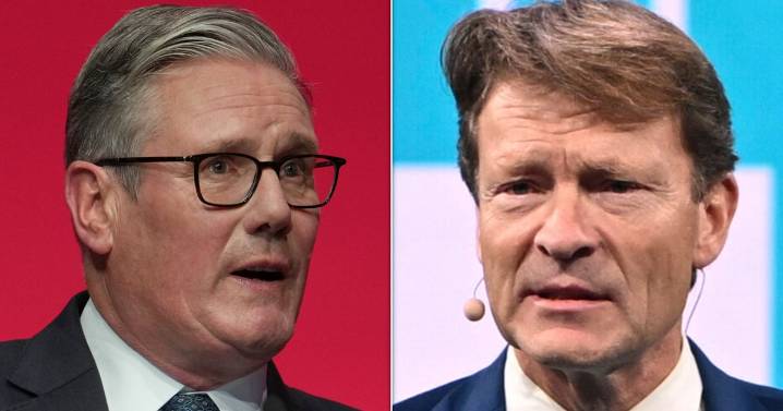 No, Keir Starmer Did Not Tell Labour To 'Take Up Arms Against The Enemy'