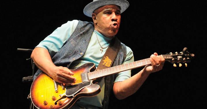 Blues artist Ronnie Baker Brooks plays what's in his heart