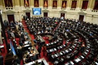 Diputados busca sesionar este miércoles para pedir respuestas de Espert, Caputo y Francos