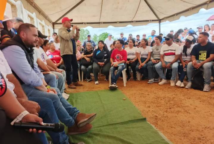 Mauroa | Asamblea comunera brinda avances de la Aldea Universitaria