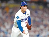 Ohtani está listo para lanzar como relevista en la Serie Mundial