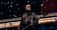 Bonehead pulls out of Oasis reunion tour as he issues devastating health update