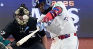 Guerrero hits 6th postseason homer and Blue Jays beat Mariners 6