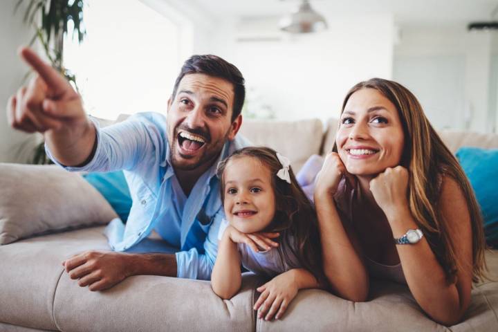 Family friendly podcasts: 18 recommendations for engaged listening