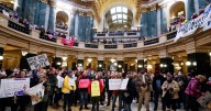 Wisconsin Planned Parenthood resumes offering abortions after a nearly monthlong pause