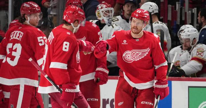 Red Wings beat Panthers 4-1, Cam Talbot makes 21 saves