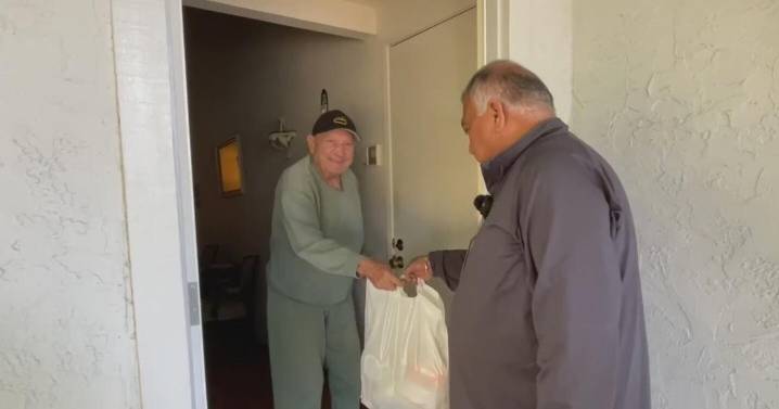 East Bay seniors will no longer have breakfast drop-off program from Meals on Wheels
