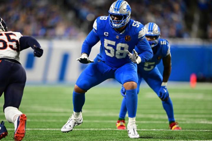 Would Lions consider moving Penei Sewell to left tackle if Taylor Decker misses more time?