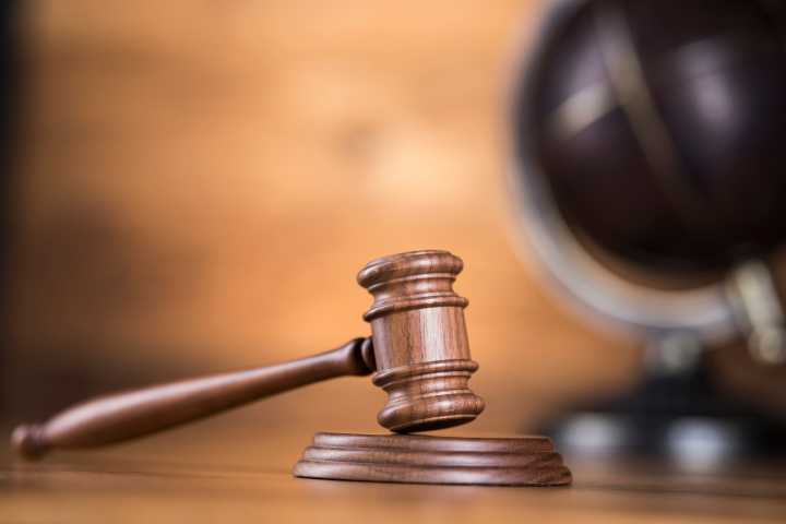 Abogados de deudores fiscales, detrás de campaña contra reforma al amparo: Zaldívar