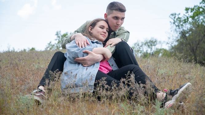 Secret of happy relationship for man to be punching a bit