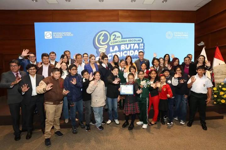 Concurso “La Ruta de la Electricidad” premia la innovación en energías limpias desde comunidades locales