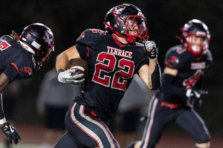 Mountlake Terrace football caps historic regular season