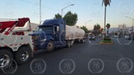 Aseguran pipa robando hidrocarburo en la carretera Saltillo